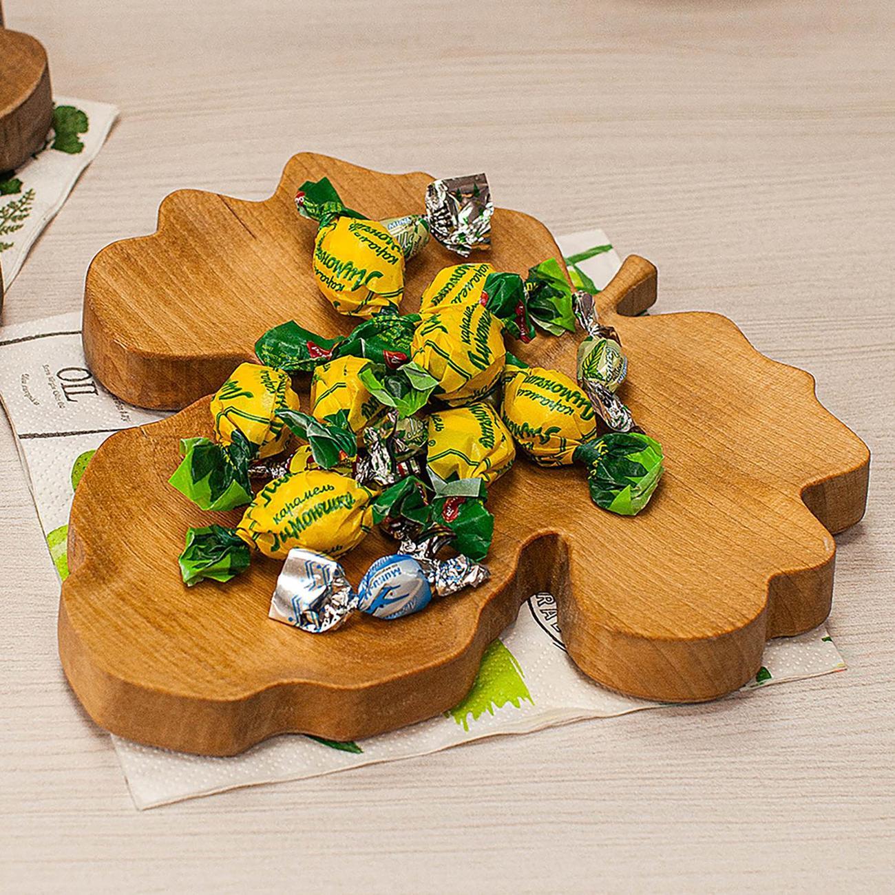 Декоративное блюдо Uneca для сервировки "Клён" ДРП-04/1