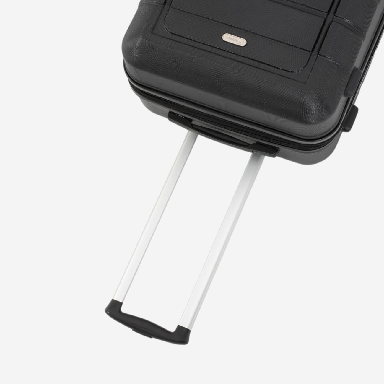 Чемодан FEELWAY ручная кладь S черный