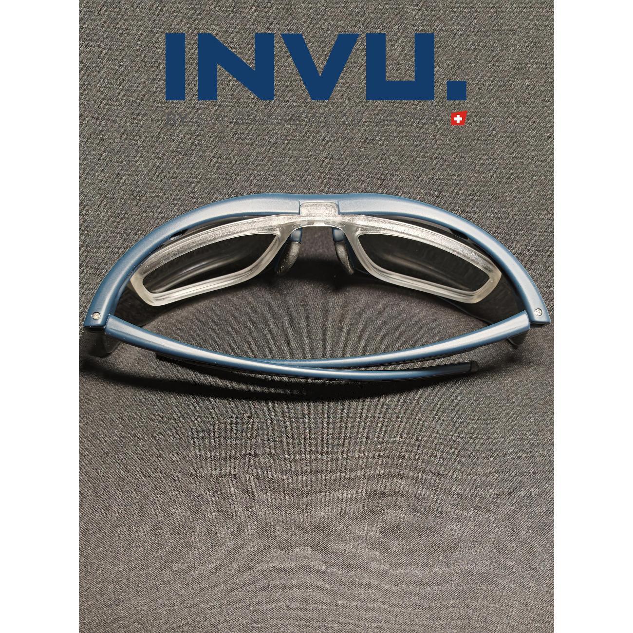 Солнцезащитные очки INVU A2135A с клипоном