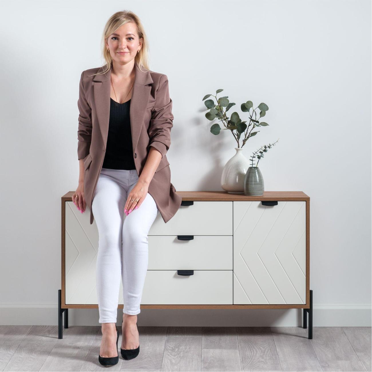 Комод Logium Венеция 16.229.01, Дуб Крафт табачный, белая шагрень 4101 ПВХ