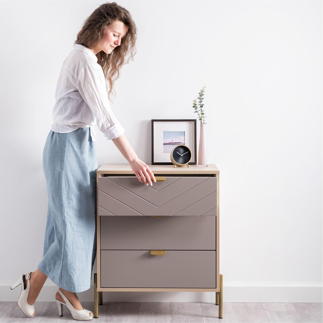 Комод Logium Венеция 16.229.03, Дуб эндгрейн элег., Веллюто Капучино AG 707 ПВХ