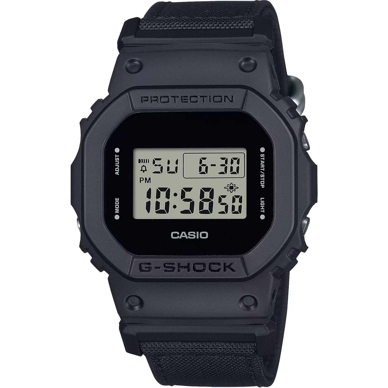 Часы наручные Casio DW-5600BCE-1