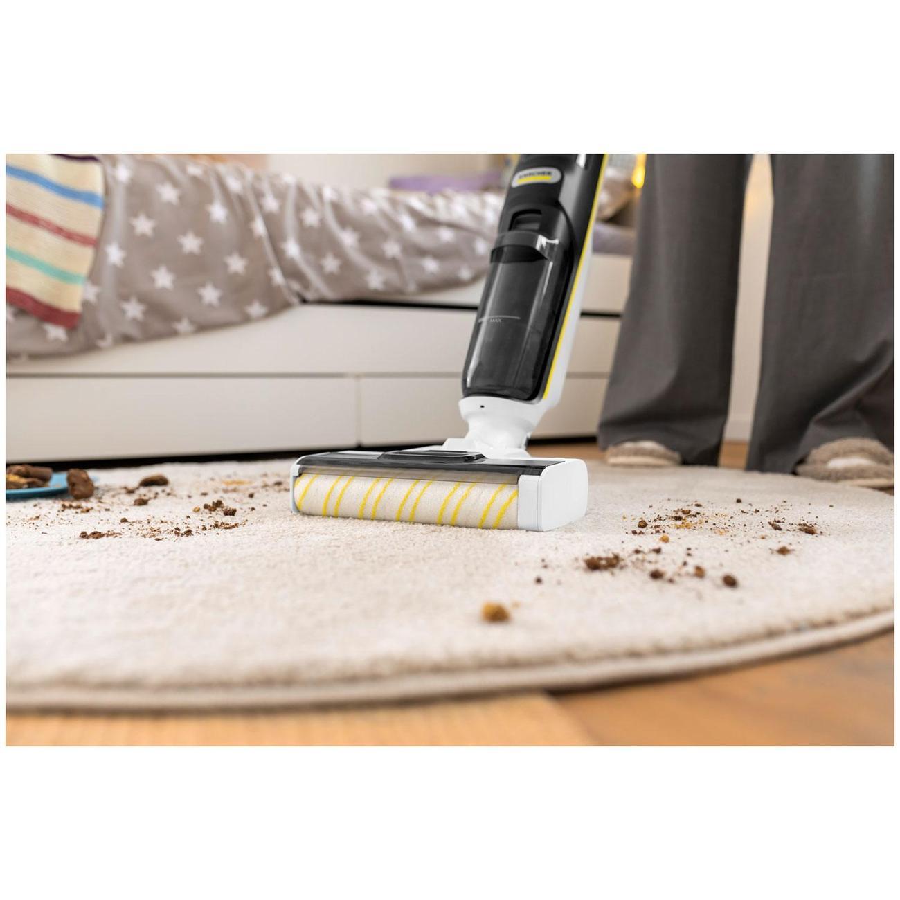 Пылесос вертикальный Karcher FCV 4