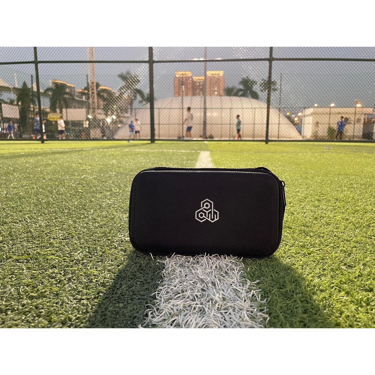 Умные футбольные щитки INSAIT JOY 002 размер M