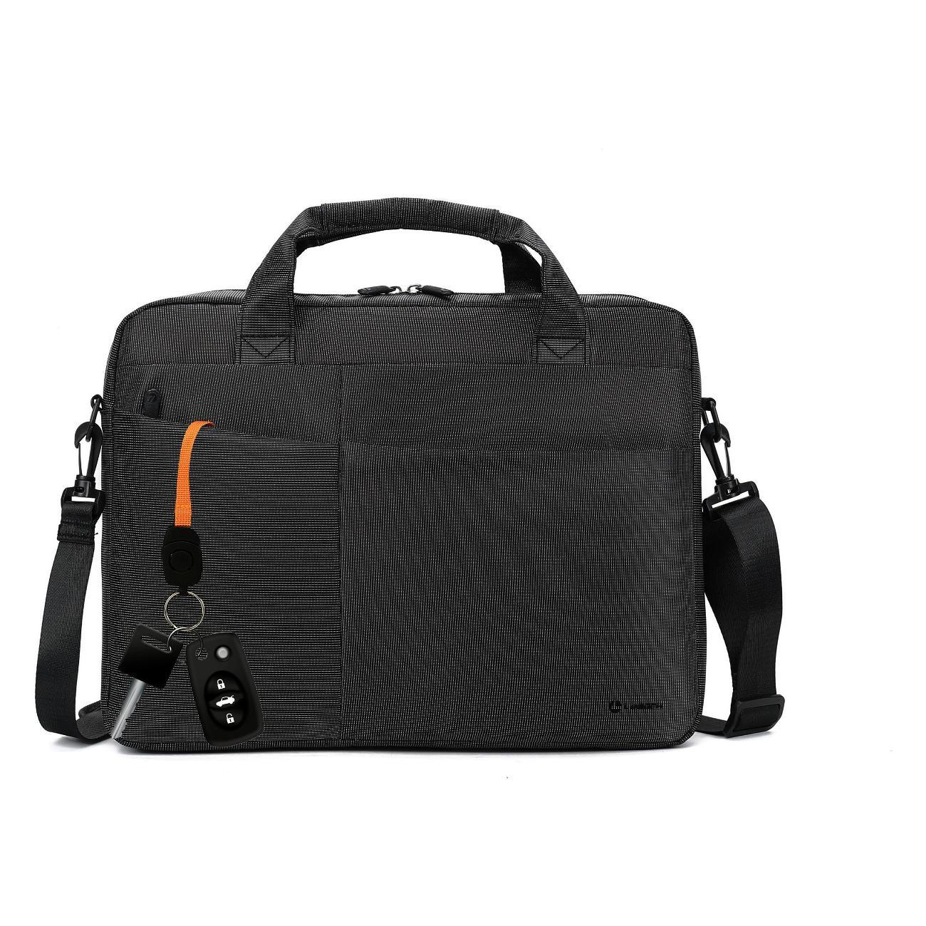 Кейс для ноутбука Lamark L245 черный