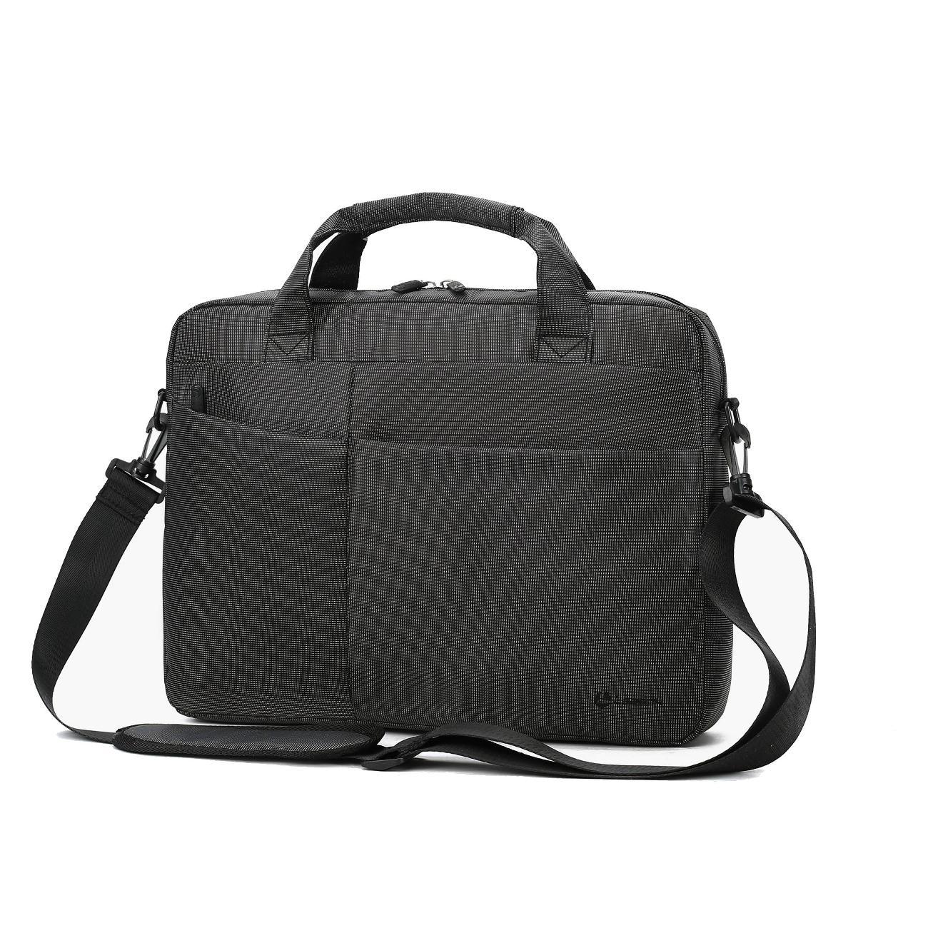 Кейс для ноутбука Lamark L245 черный