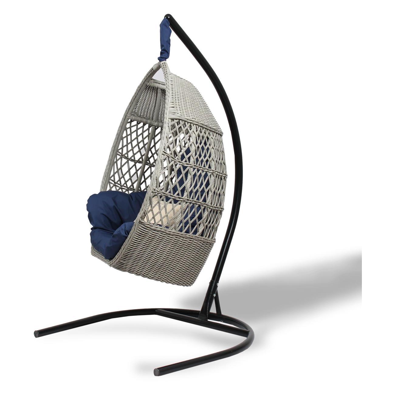 Кресло подвесное MALACCA Гайс с подушкой из искусственного ротанга в цвете сицилия с синий подушкой
