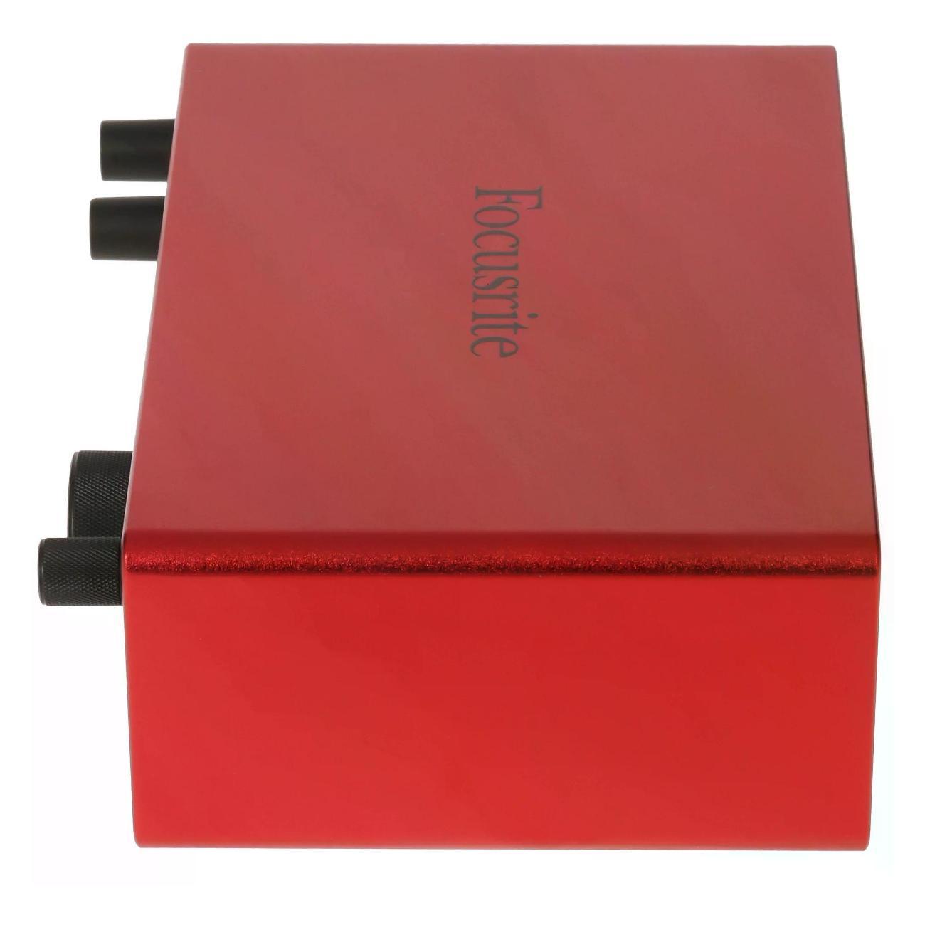 Внешняя звуковая карта Focusrite Scarlett 4i4