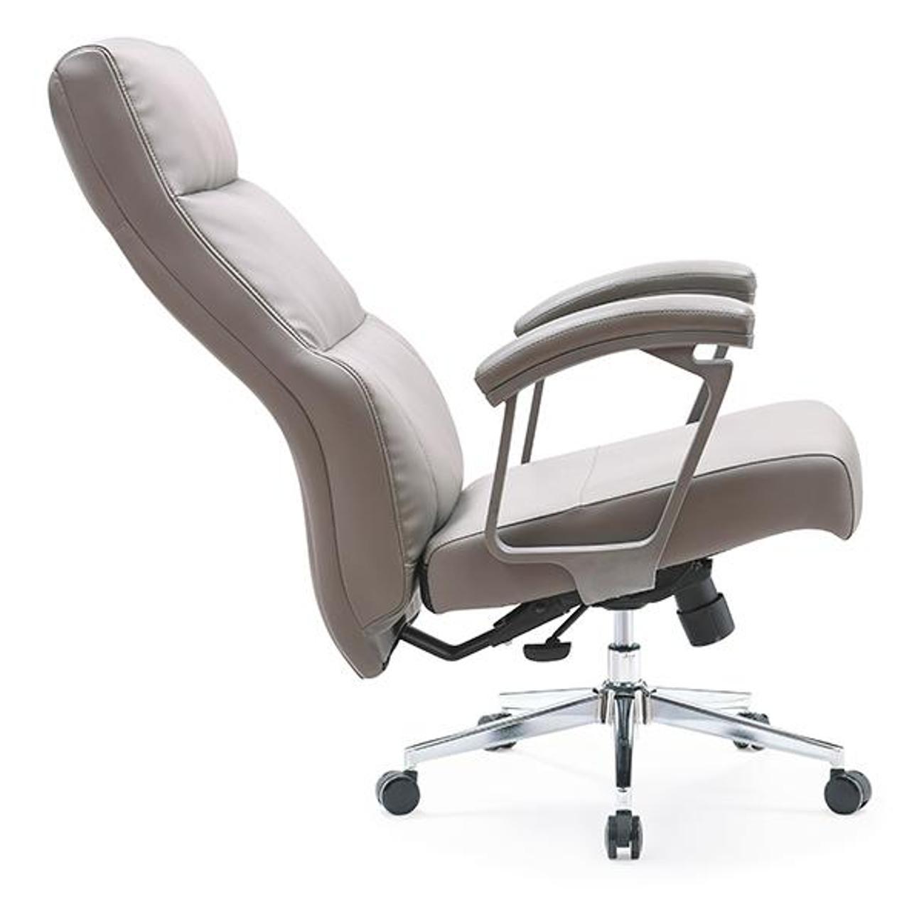 Кресло компьютерное GRAMBER D10