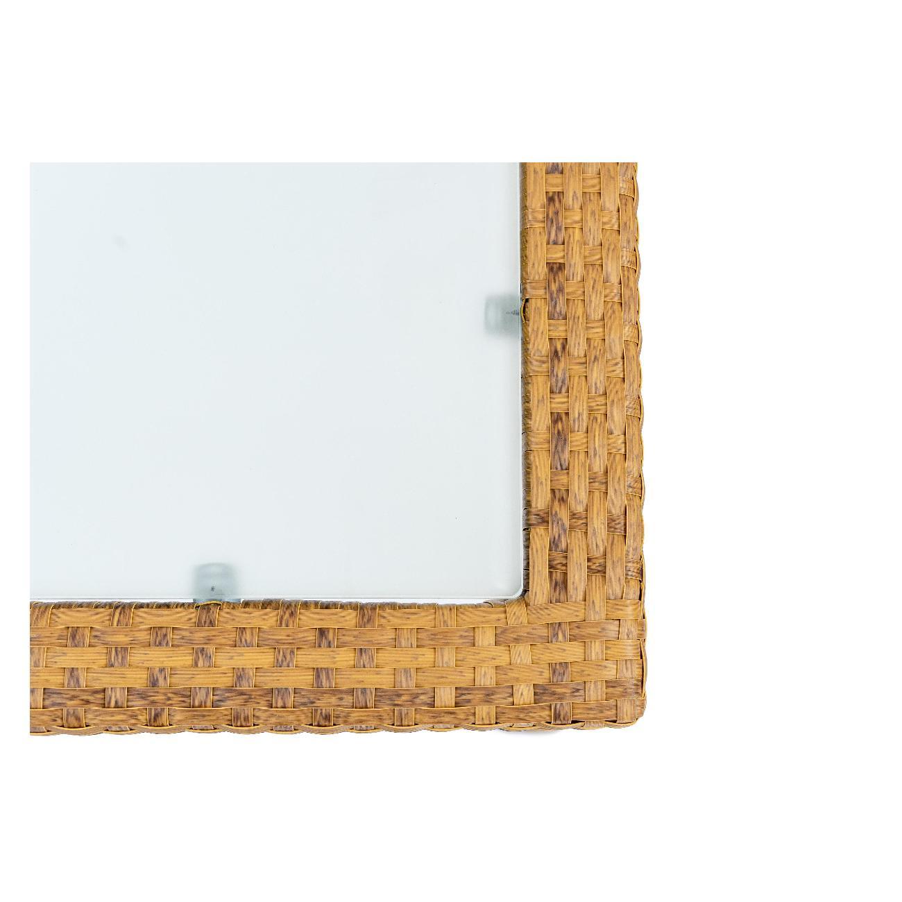 Стол садовый KONWAY из ротанга Панама табак 80х80х75 см со стеклянной столешницей