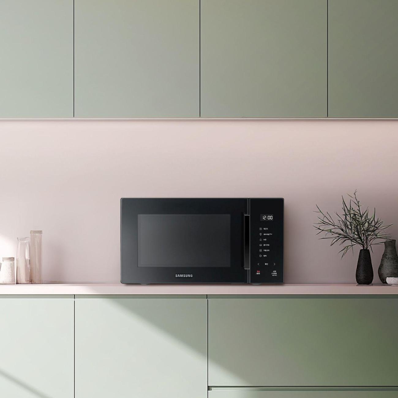 Микроволновая печь с грилем SAMSUNG MG30T5018AK/BW, черный