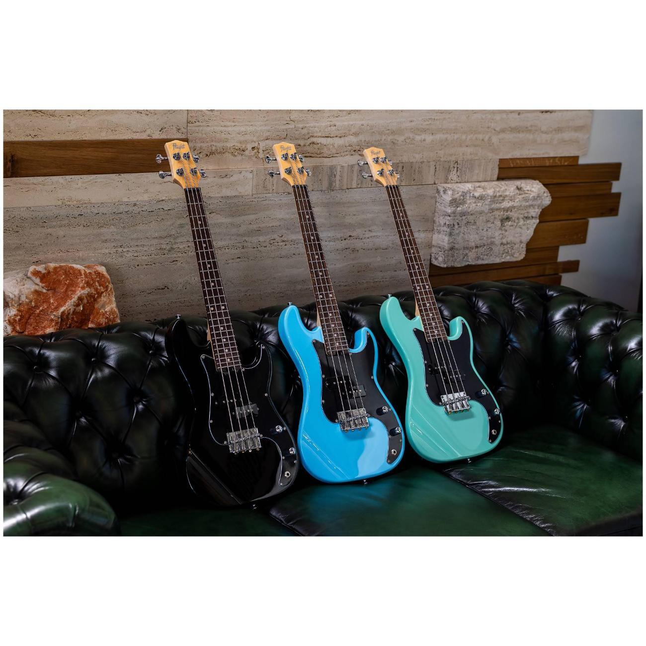 Бас-гитара FLIGHT FLIGHT Mini Bass Lite BK - бас-гитара уменьшенная, цвет черный, чехол в комплекте