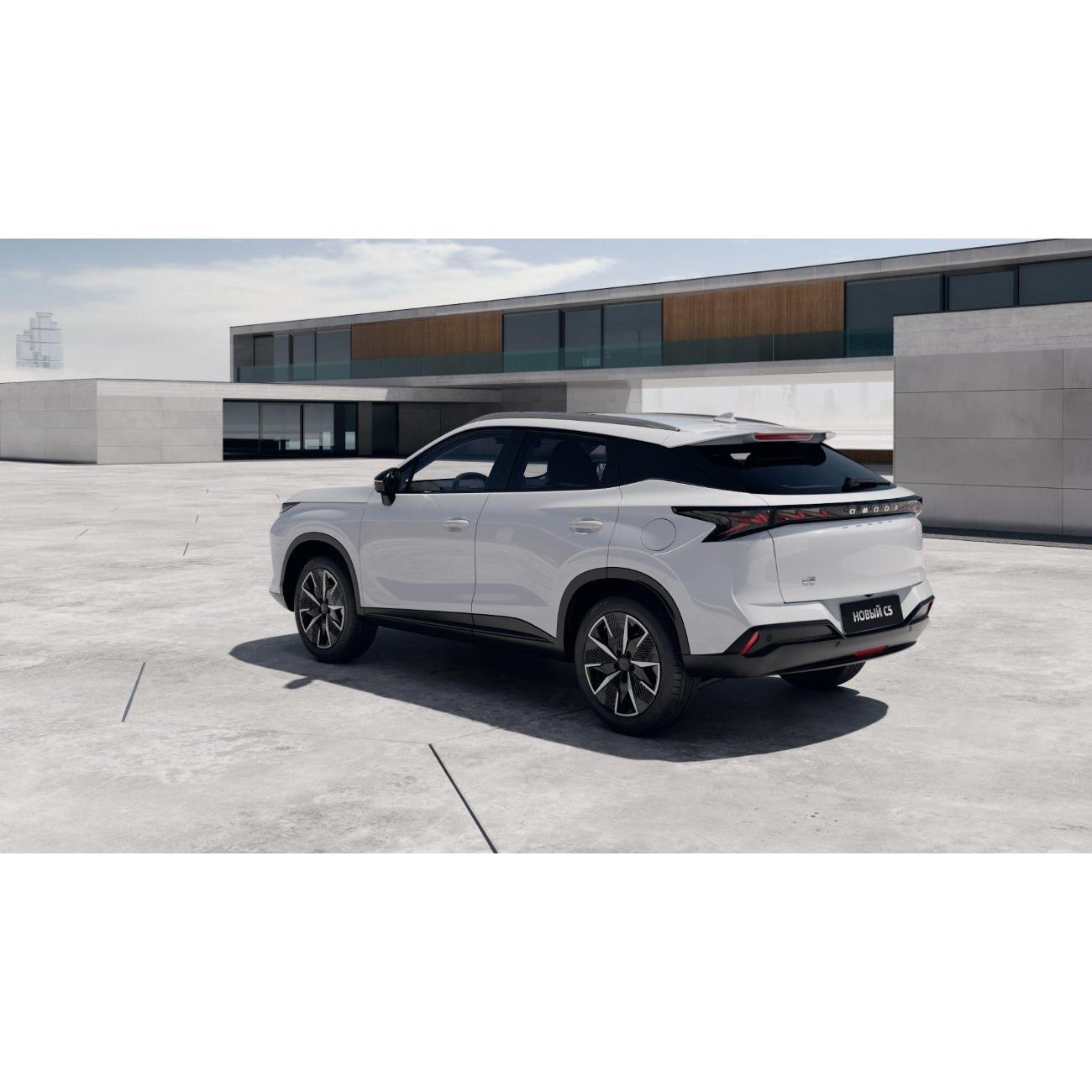 Автомобиль бензиновый OMODA C5