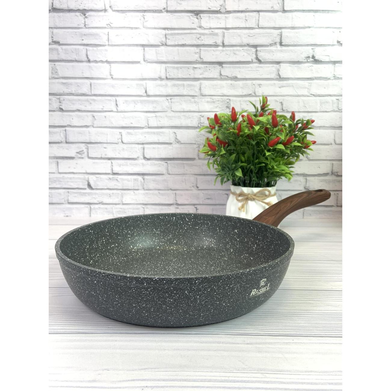 Сковорода RasheL 26 см с антипригарным покрытием и ручкой Soft Touch дял всех видов плит