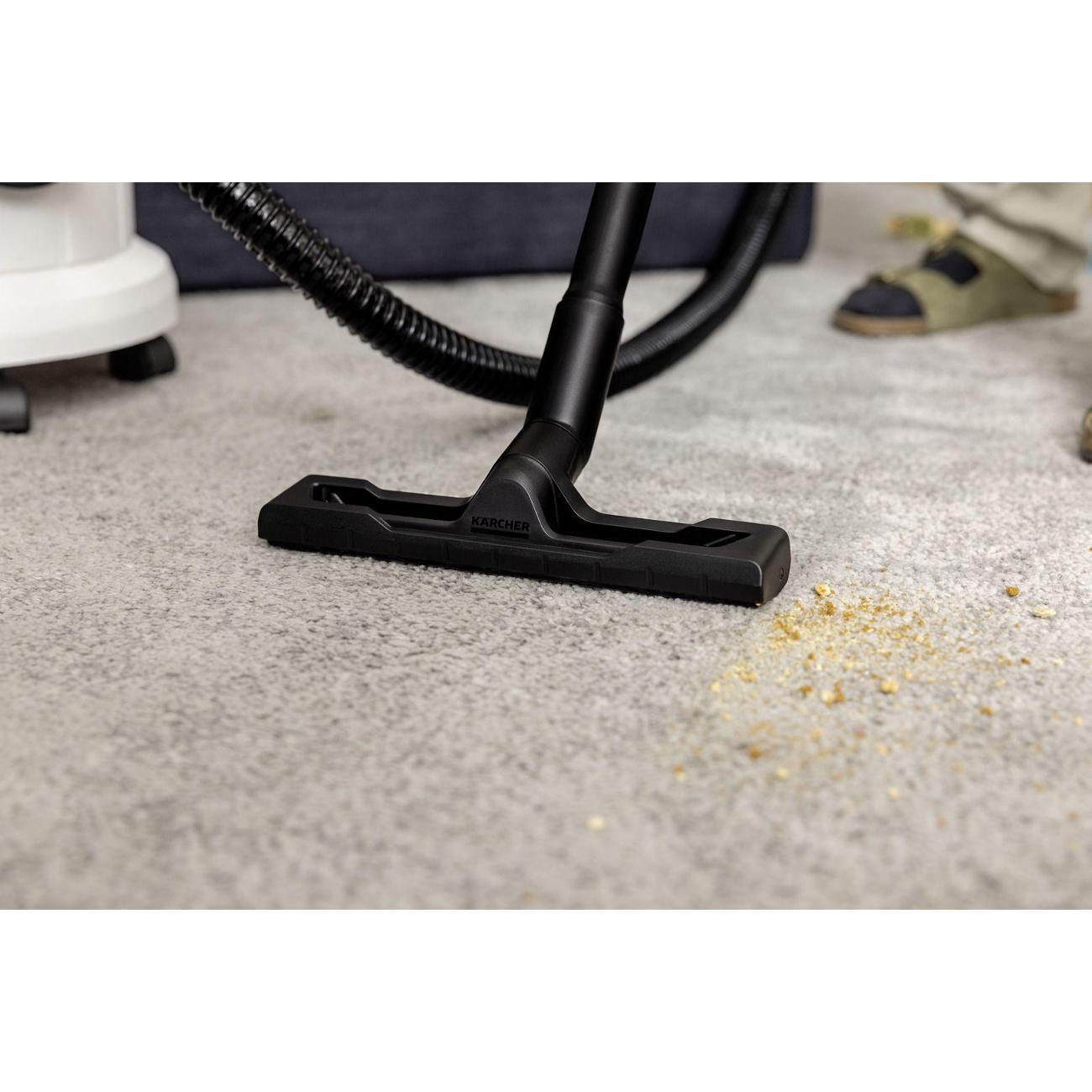 Пылесос напольный Karcher SE 4