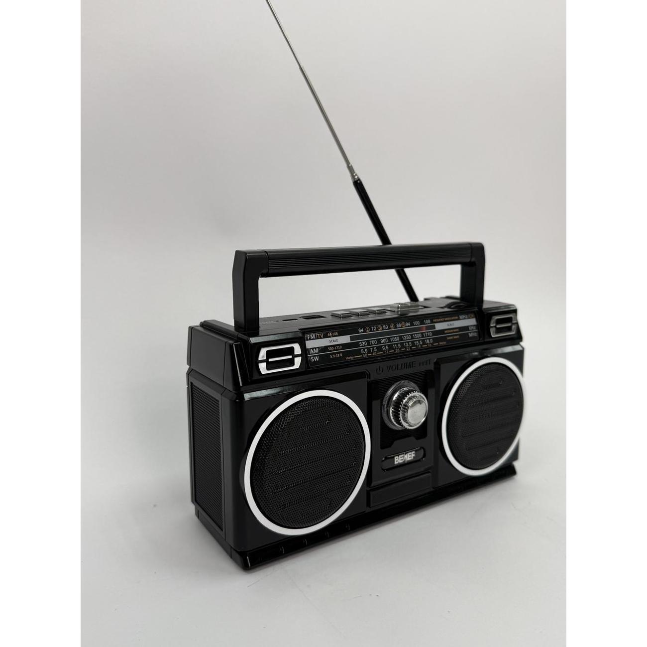 Радиоприемник BENEF BF 22