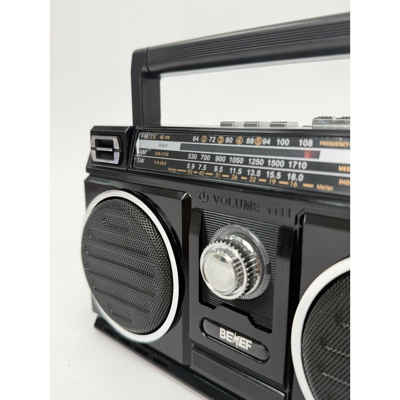 Радиоприемник BENEF BF 22