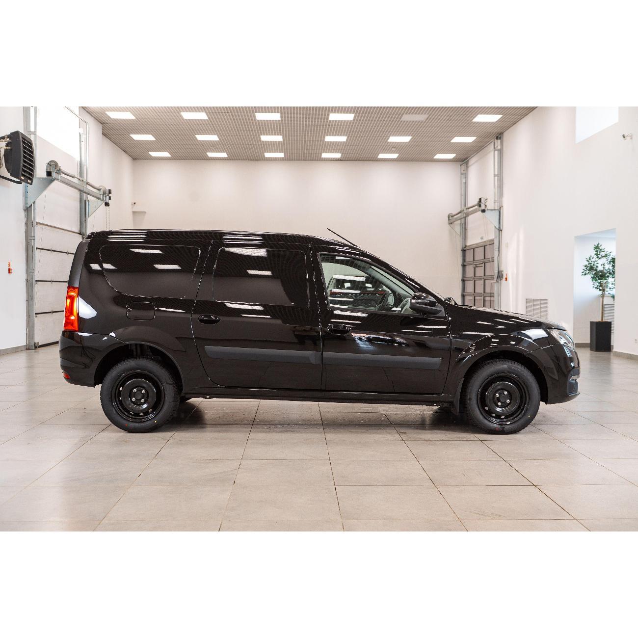 Автомобиль бензиновый Lada Largus Cross