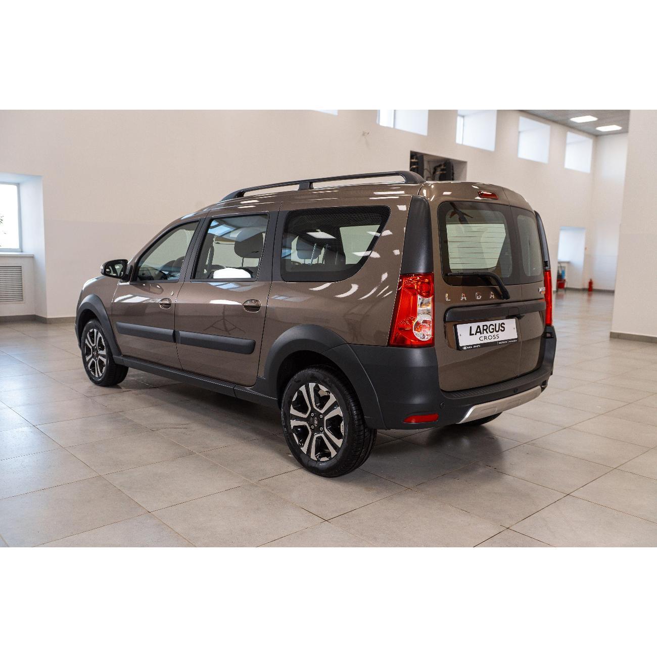 Автомобиль бензиновый Lada Largus Cross