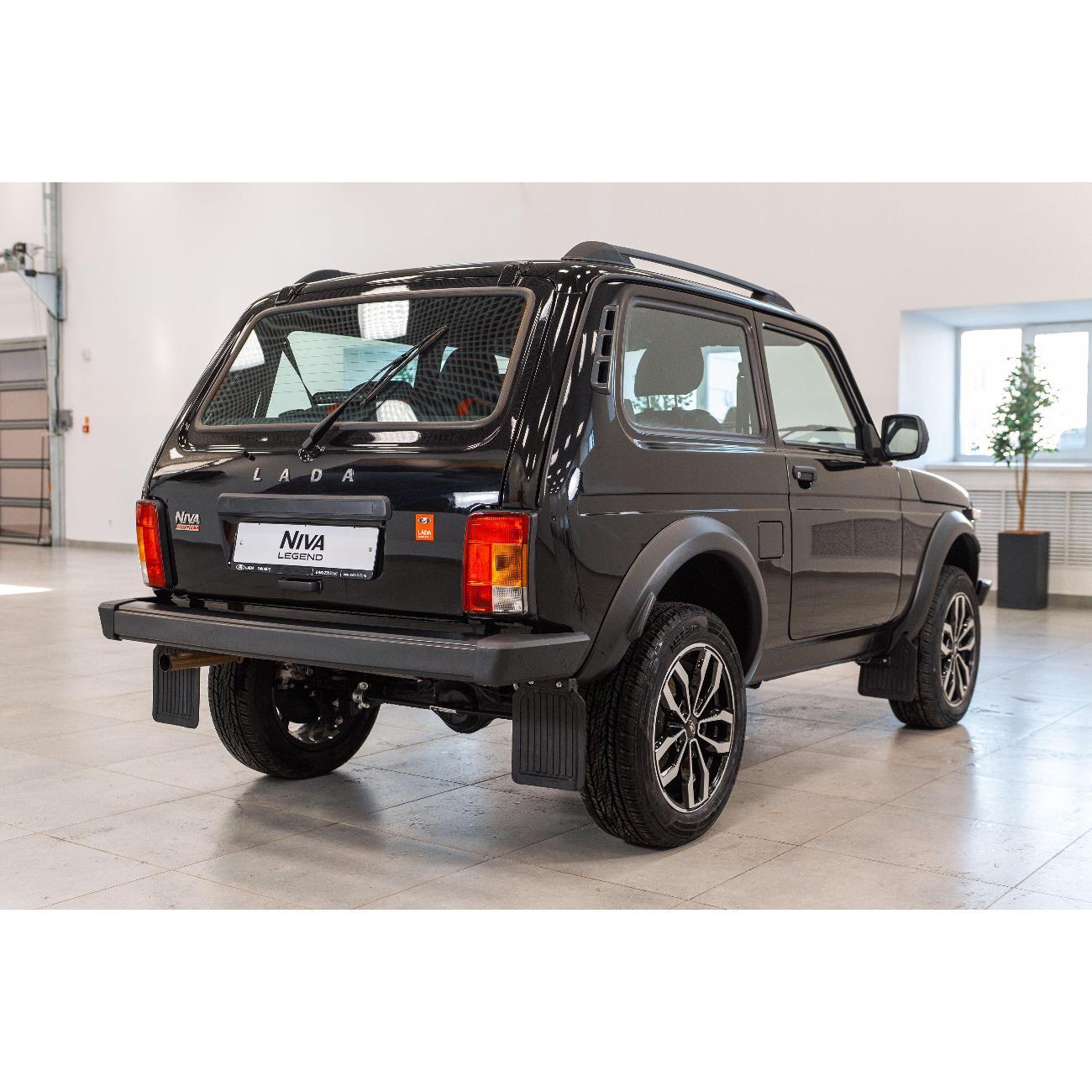 Автомобиль бензиновый Lada Niva Sport