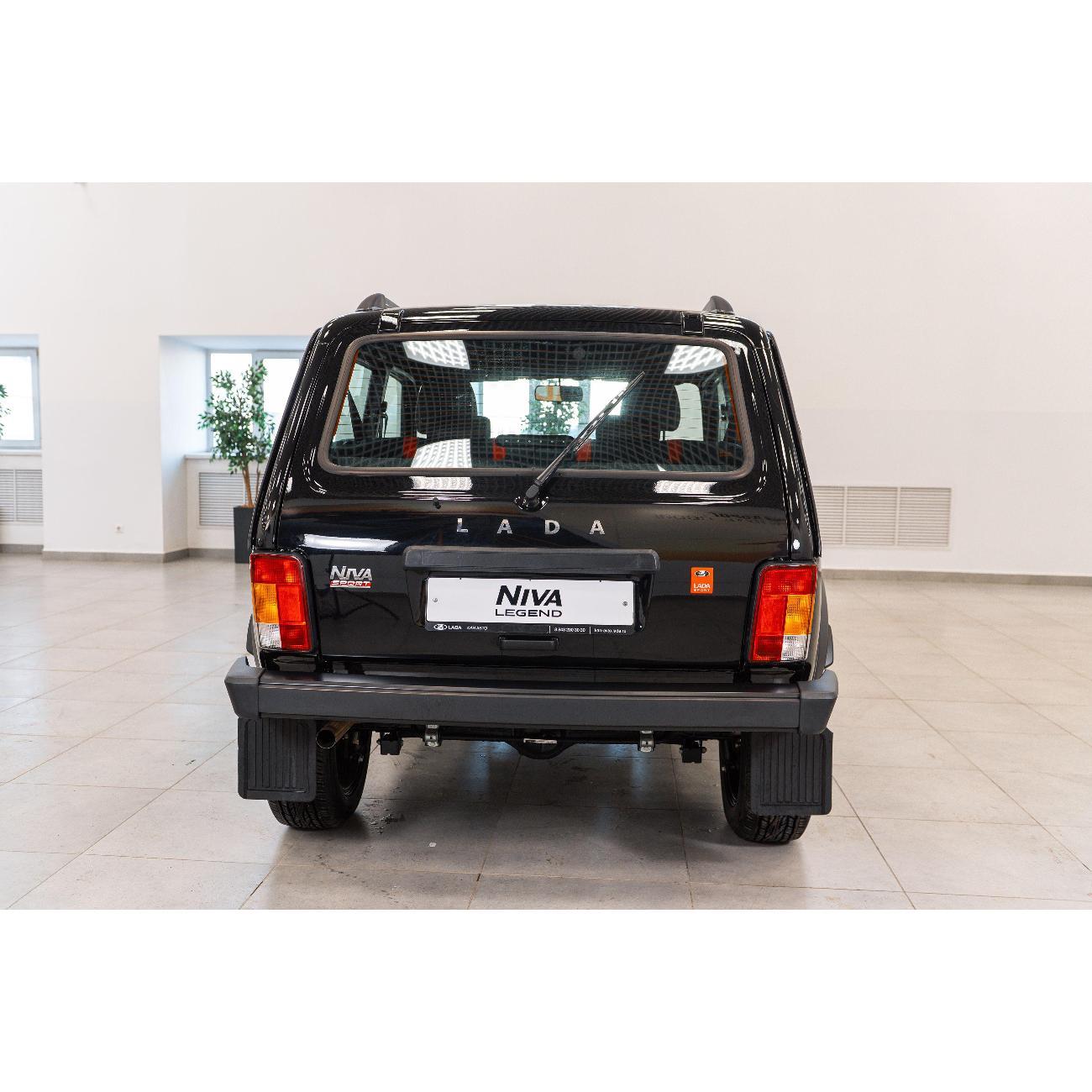 Автомобиль бензиновый Lada Niva Sport