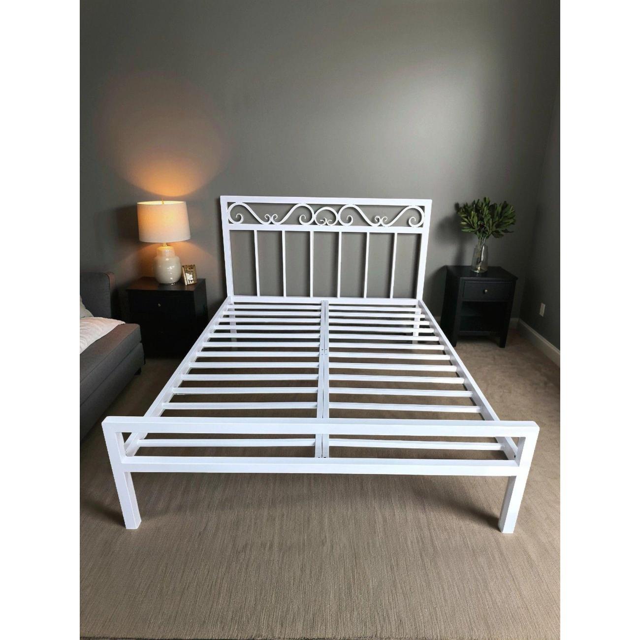 Кровать LOFT Mebel Мира белый