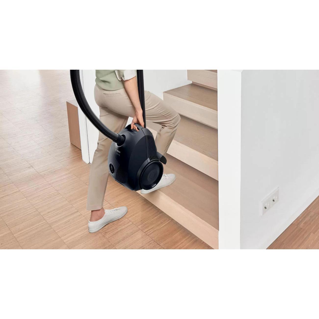 Пылесос напольный Bosch BGBS2LB1