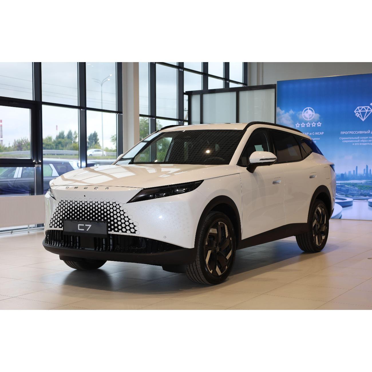 Автомобиль бензиновый OMODA C7 Актив 1.6Т 7-ступ. Робот Полный привод (Белый)