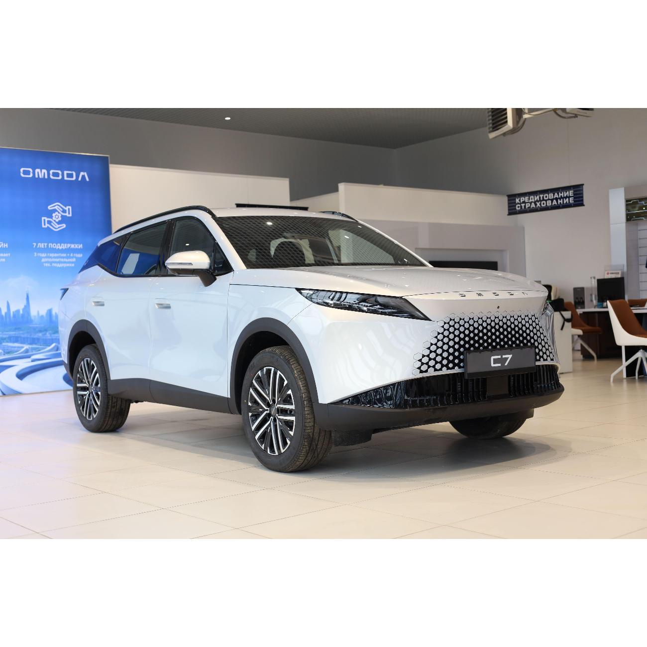 Автомобиль бензиновый OMODA C7 Драйв 1.6Т 7-ступ. Робот Полный привод (Серебристый)