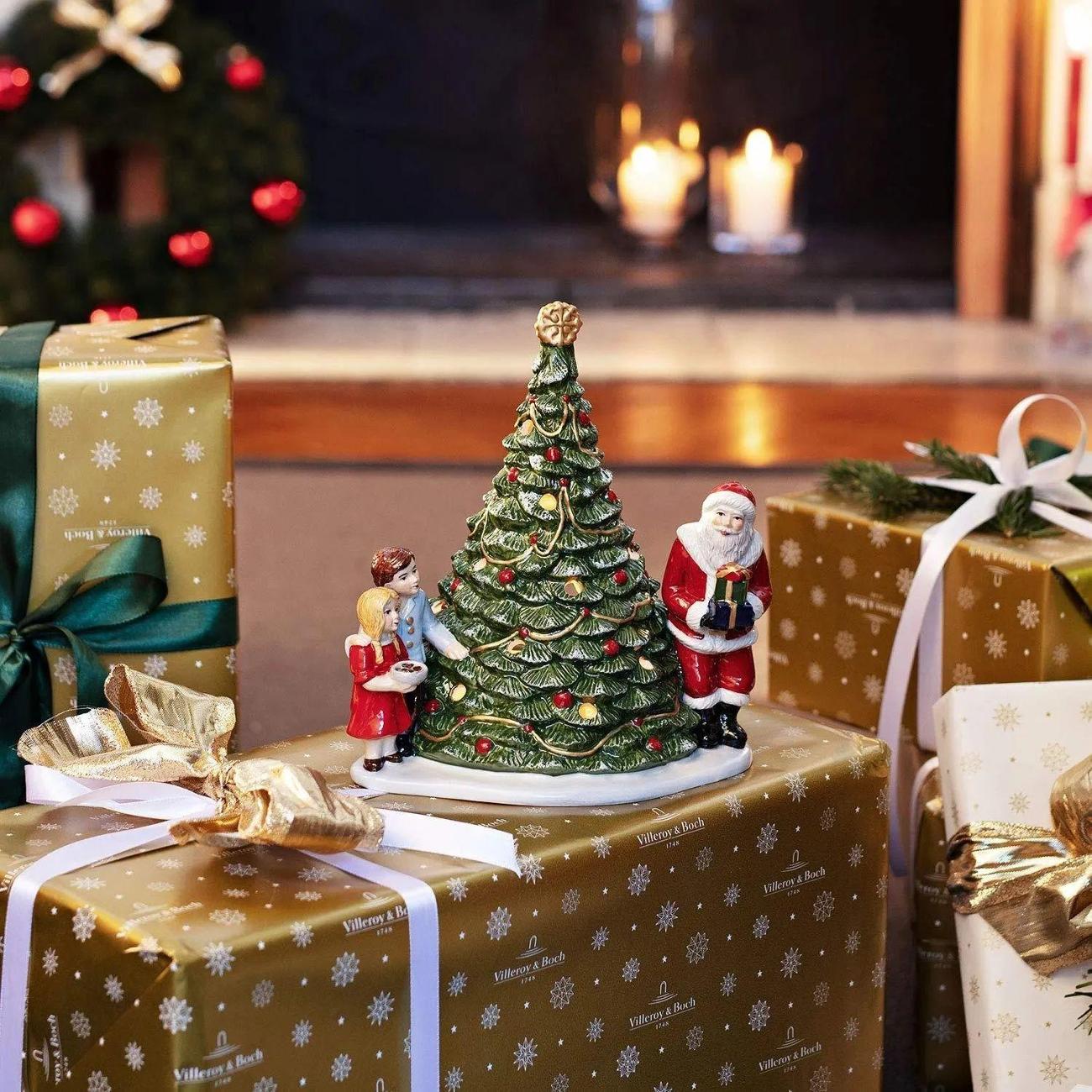 Подсвечник декоративный Villeroy & Boch Villeroy&Boch Christmas Toys елка - Санта Клаус и дети