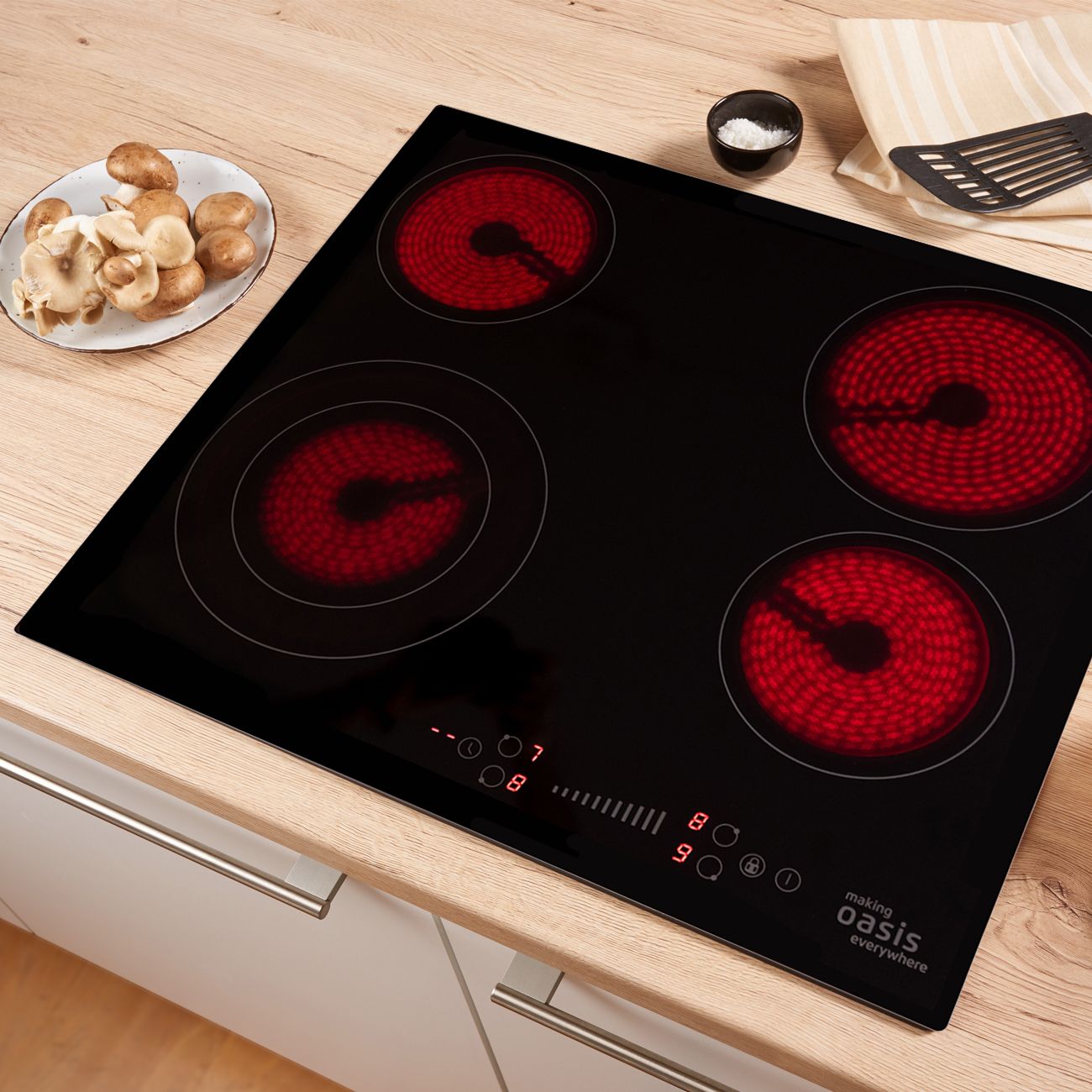 Встраиваемая электрическая панель Oasis P-SB черная