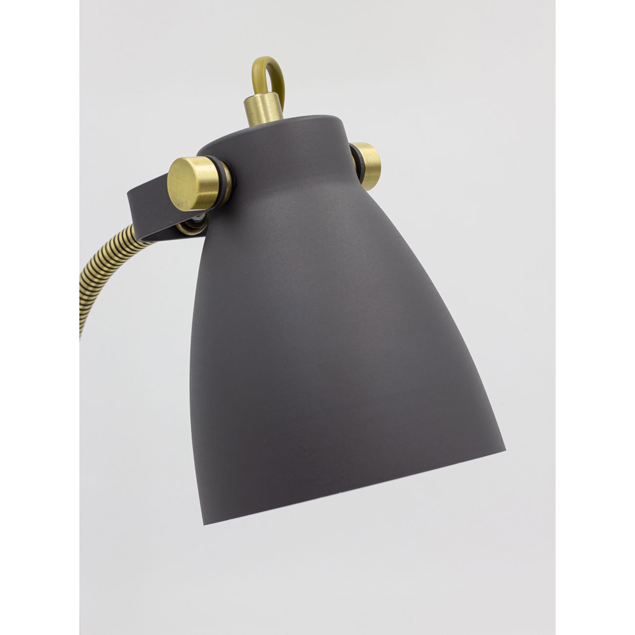 Светильник настольный ARTSTYLE HT-703B чёрный