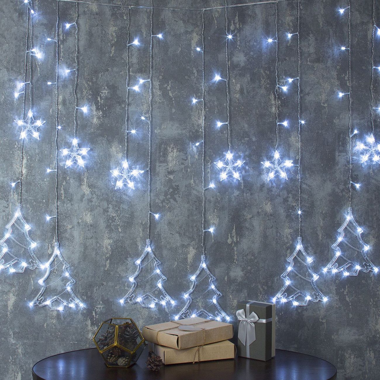 Гирлянда светодиодная Luazon Lighting 2361710 Бахрома 2,4х0,9 м с насадками Ёлки