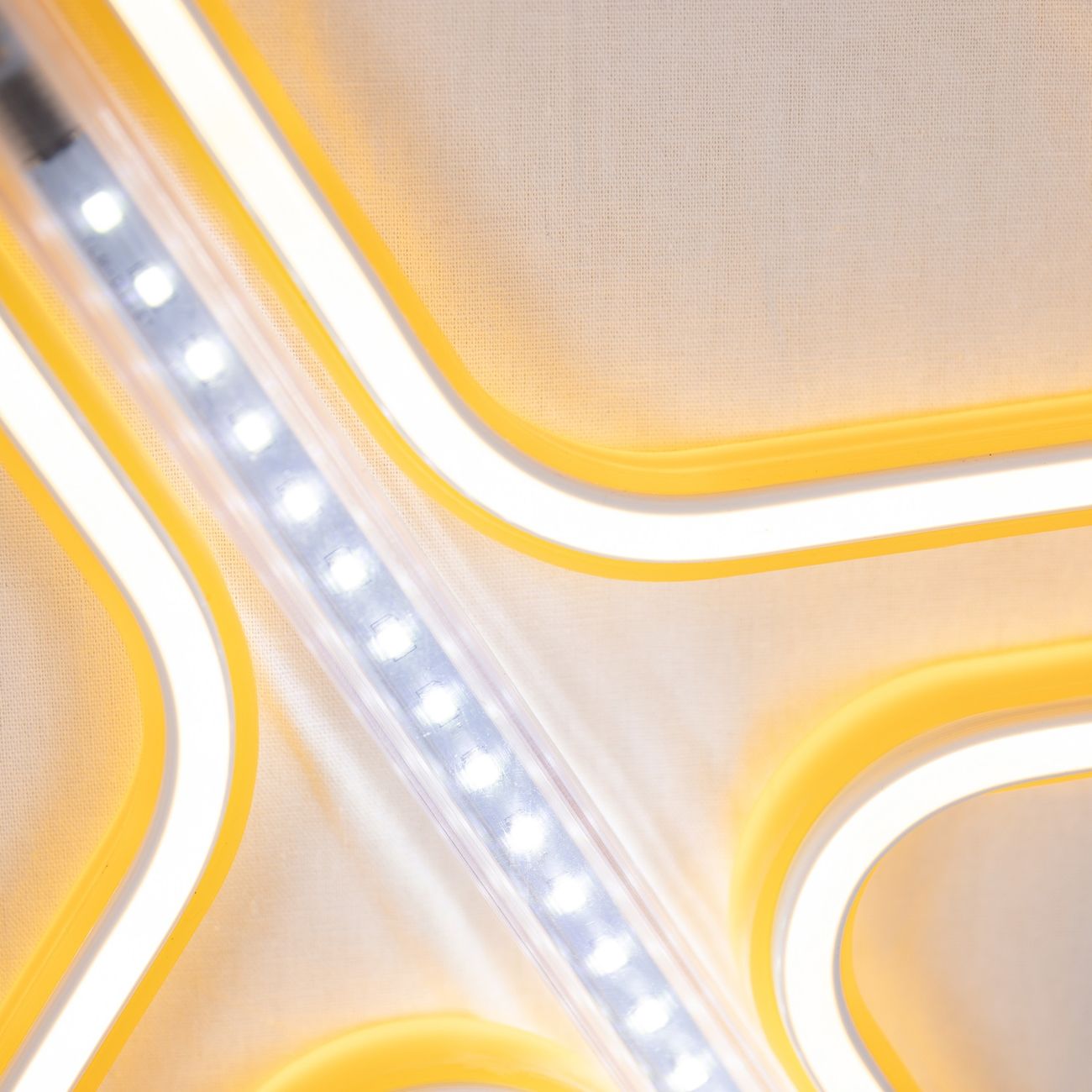 Новогоднее украшение NEON-NIGHT Снежинка из гибкого неона, 60х60см (501-226)