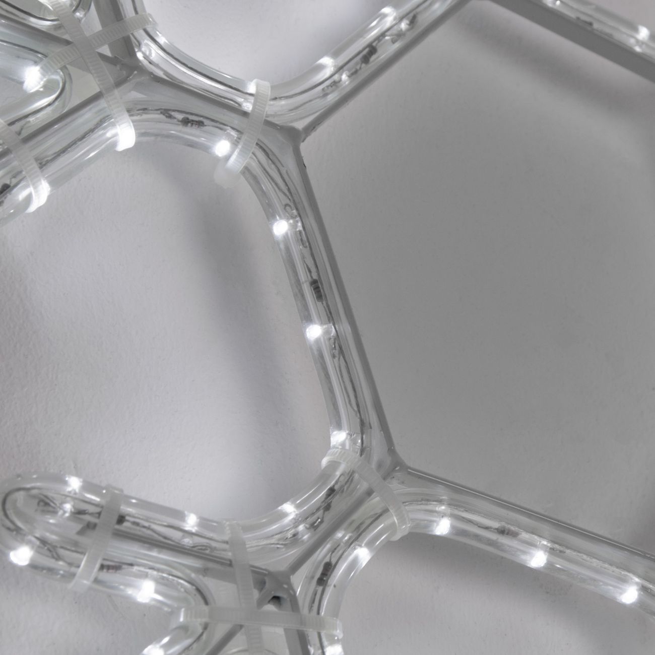 Новогоднее украшение NEON-NIGHT Снежинка, 55x55 см