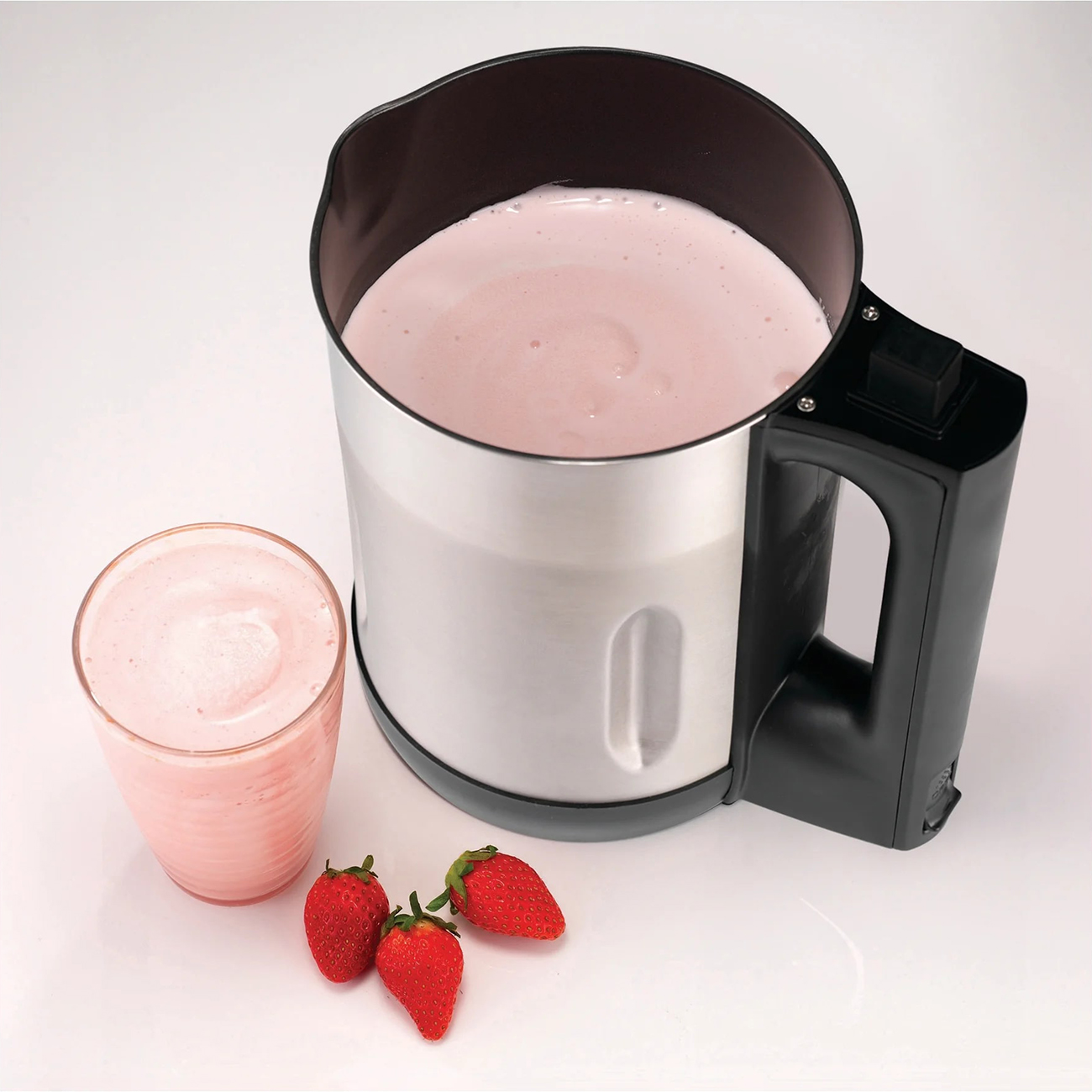 Блендер-суповарка Morphy Richards Saute and Soup 501014EE