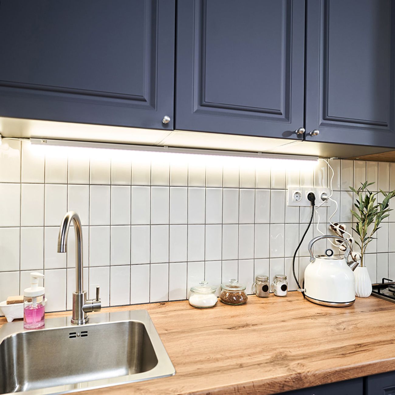 Светильник линейный Rexant T5-01 LED 16 Вт 4000 K