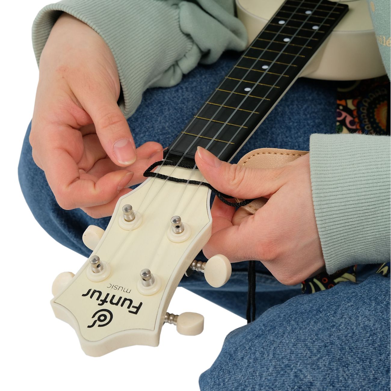 Укулеле Funfur Music Сопрано пластик/дерево кремовый