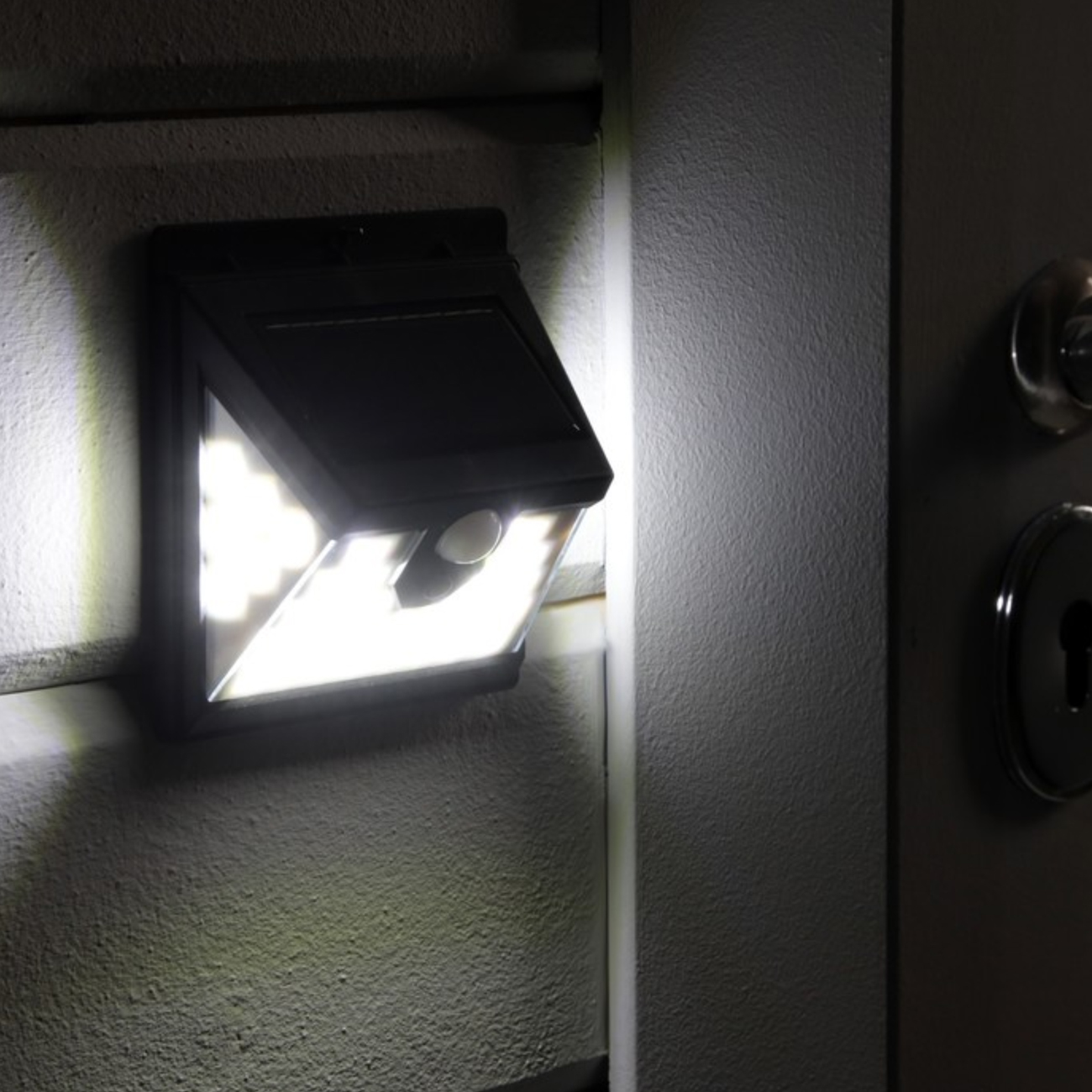 Светильник на солнечной батарее Luazon Lighting 7 Вт, 40 LED, 6500К (4090234)