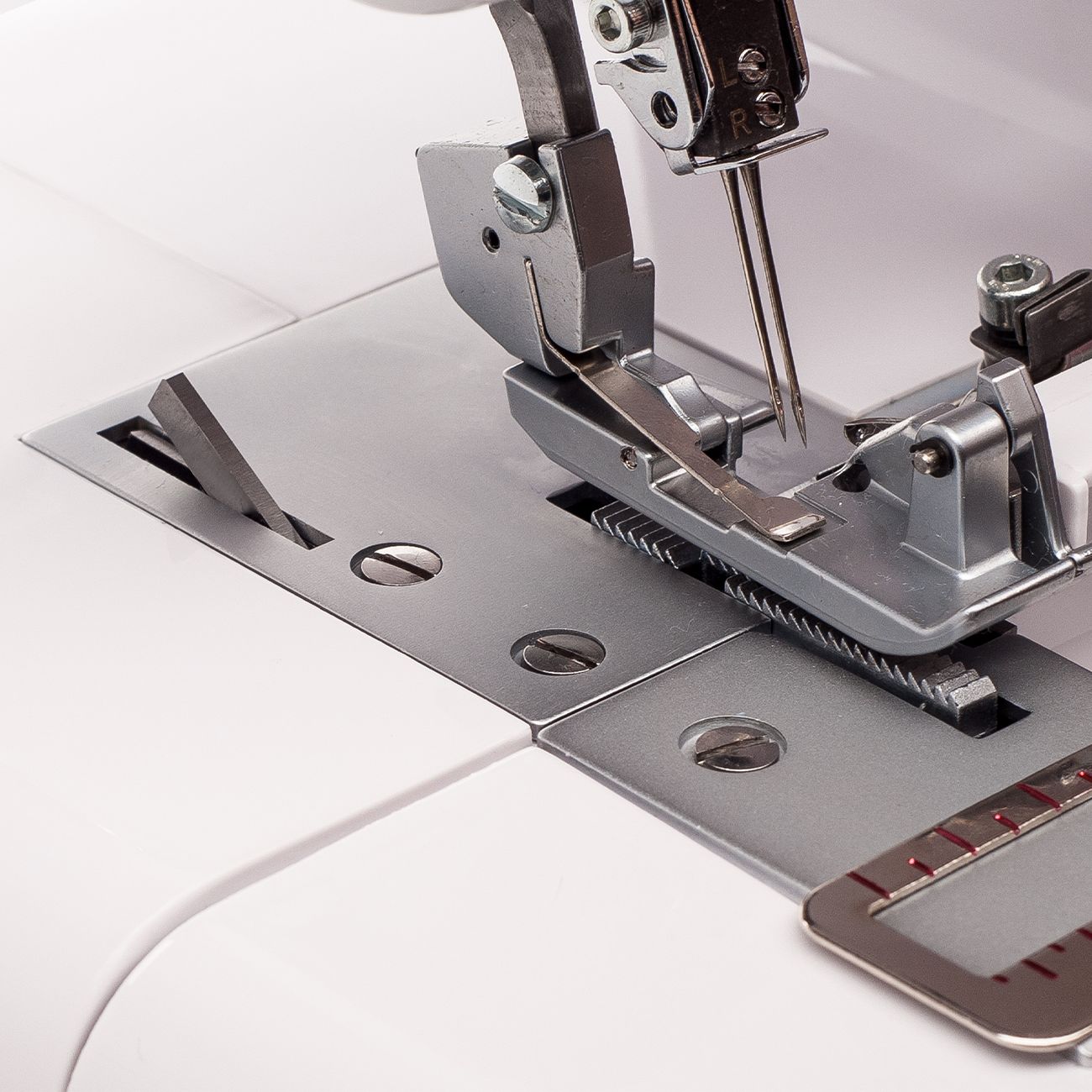 Оверлок Comfort 110