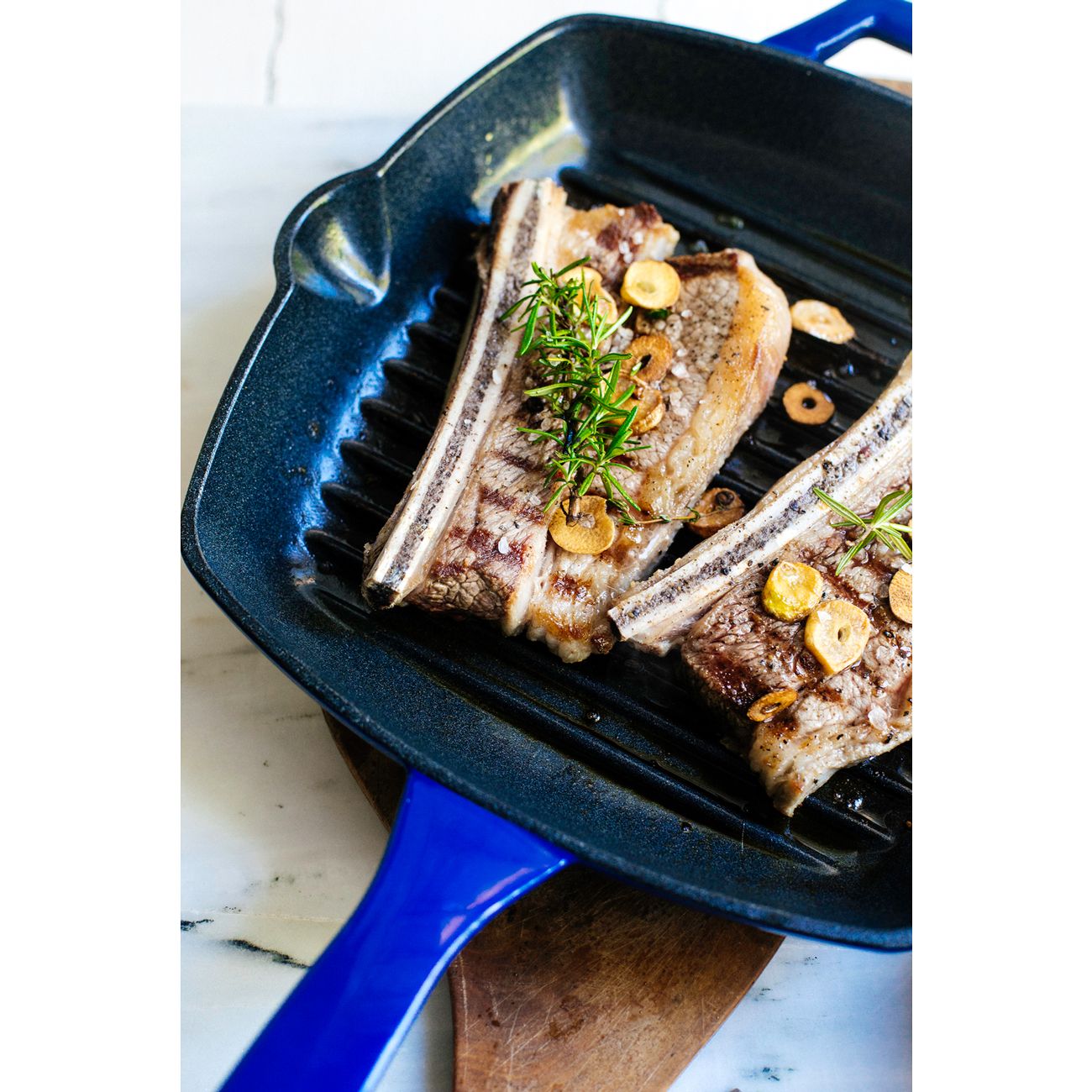 Сковорода Swiss Diamond Prestige Cast PC 42626 B