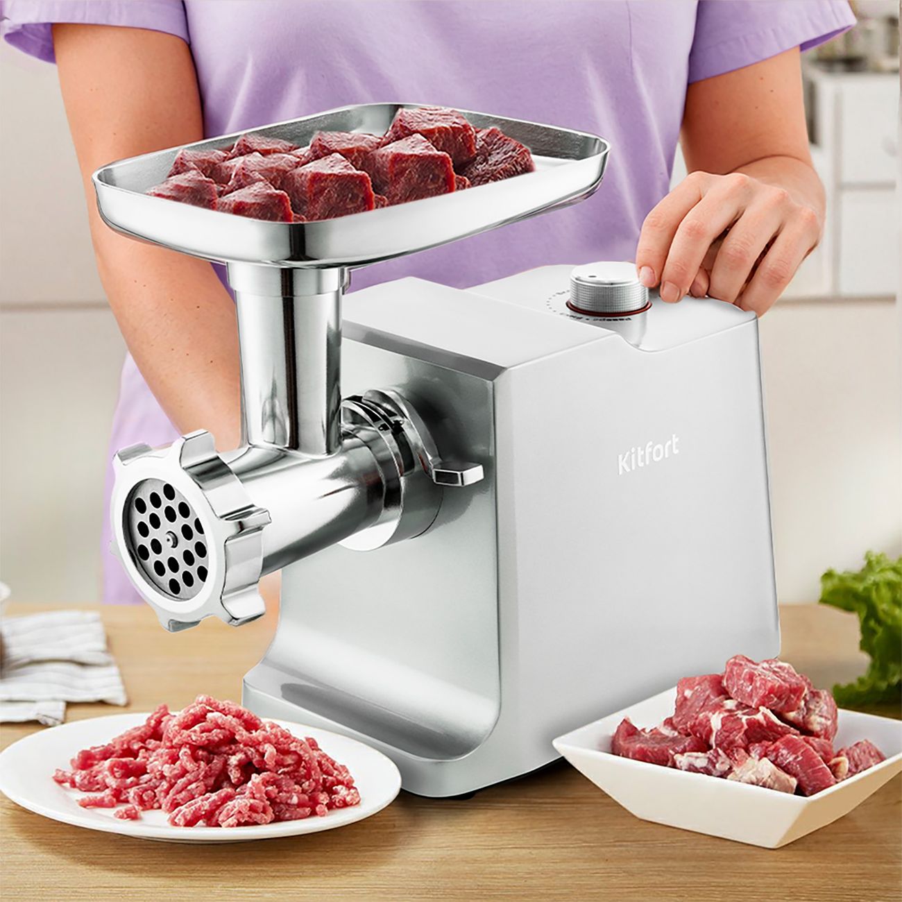 Электромясорубка Kitfort КТ-2108