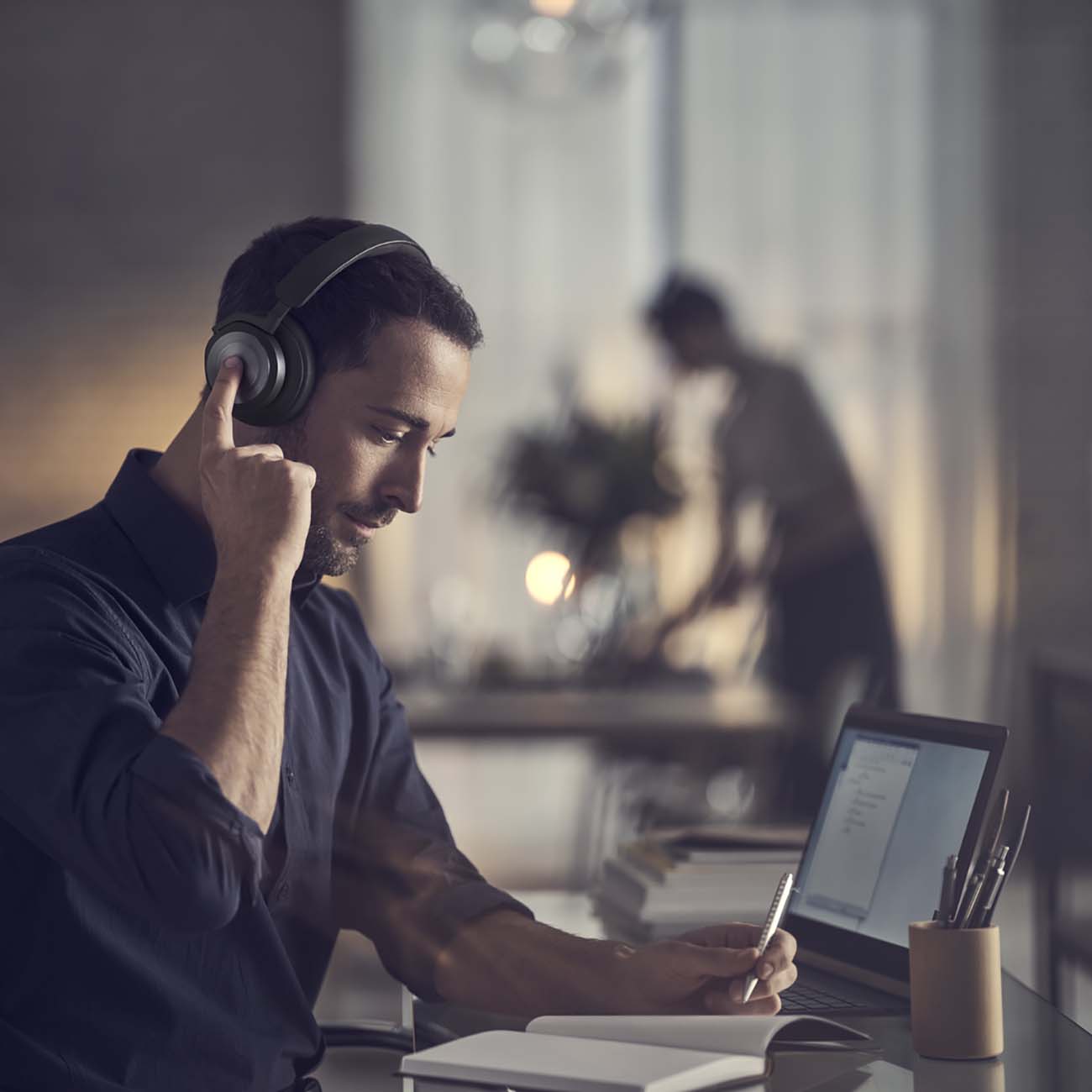 Наушники накладные Bluetooth Bang & Olufsen Beoplay HX Black Anthracite черный