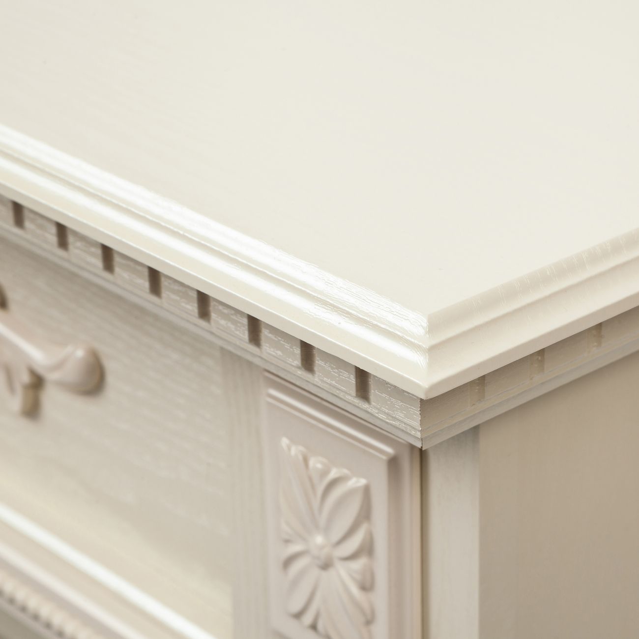 Камин электрический RealFlame Lilian STD/EUG WT+FOBOS-S BL