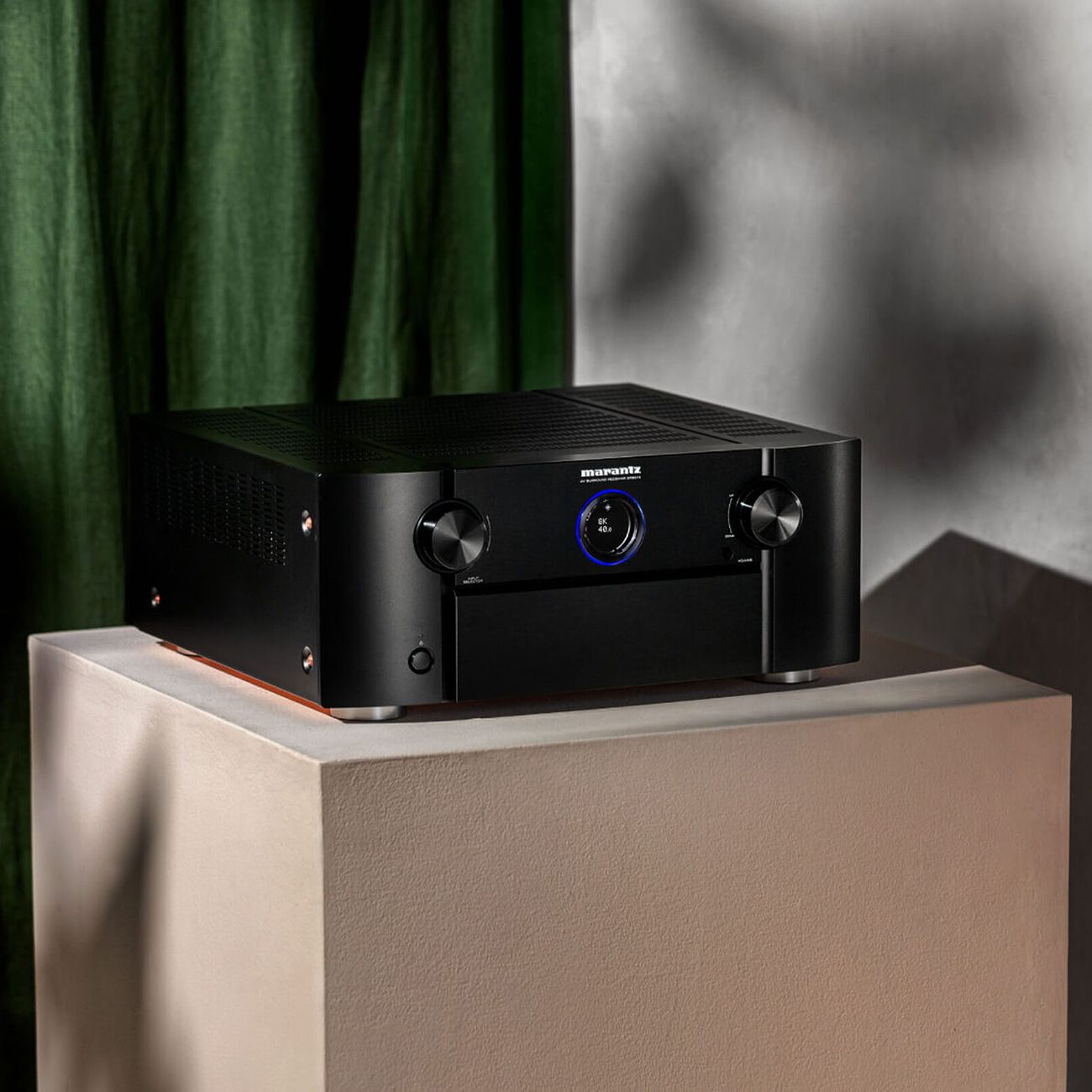 Ресивер Marantz SR8015 черный