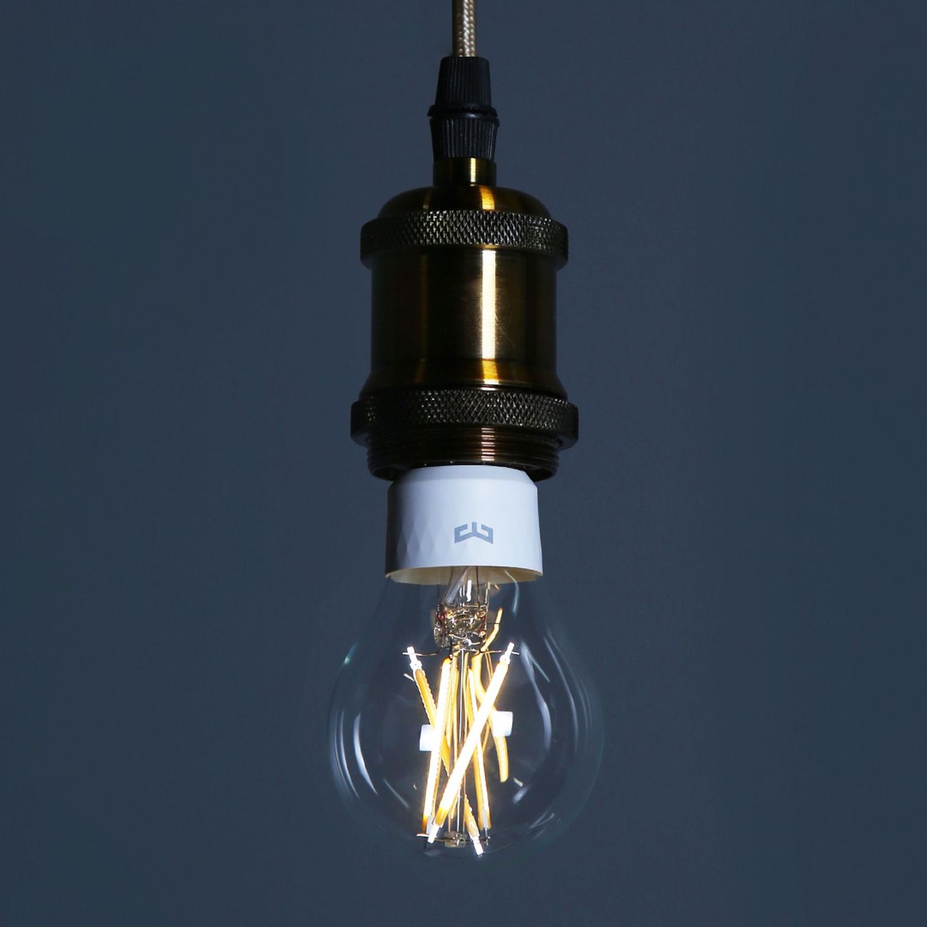 Умная лампа Yeelight Smart LED Filament Bulb (YLDP12YL)