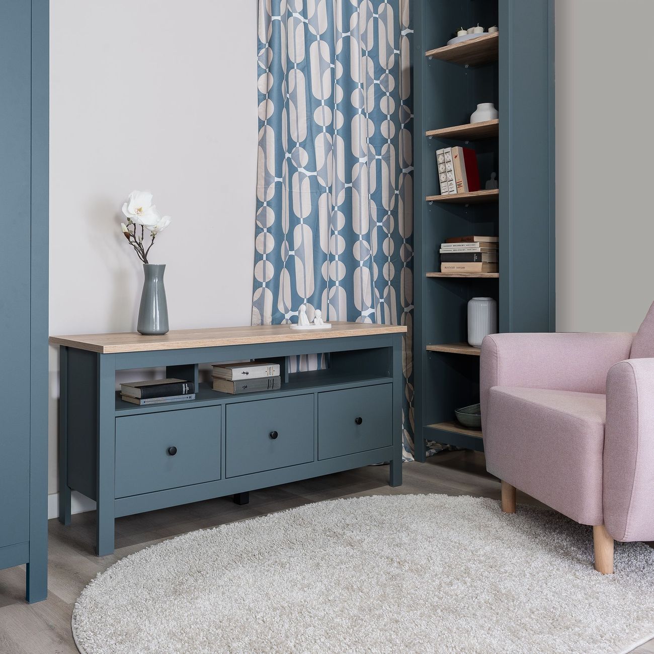 Тумба под телевизор Гуд Лакк САГА 3 ящика, темно-бирюзовый/ясень