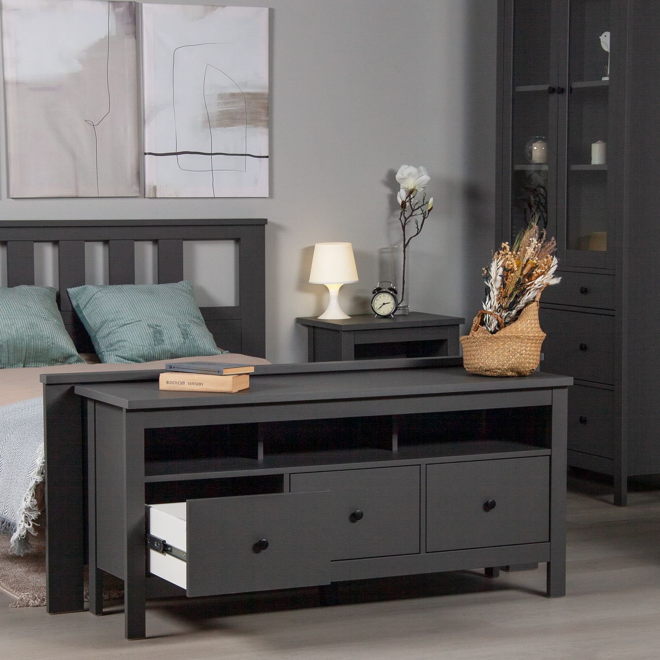 Тумба под телевизор Гуд Лакк САГА 3 ящика, серый