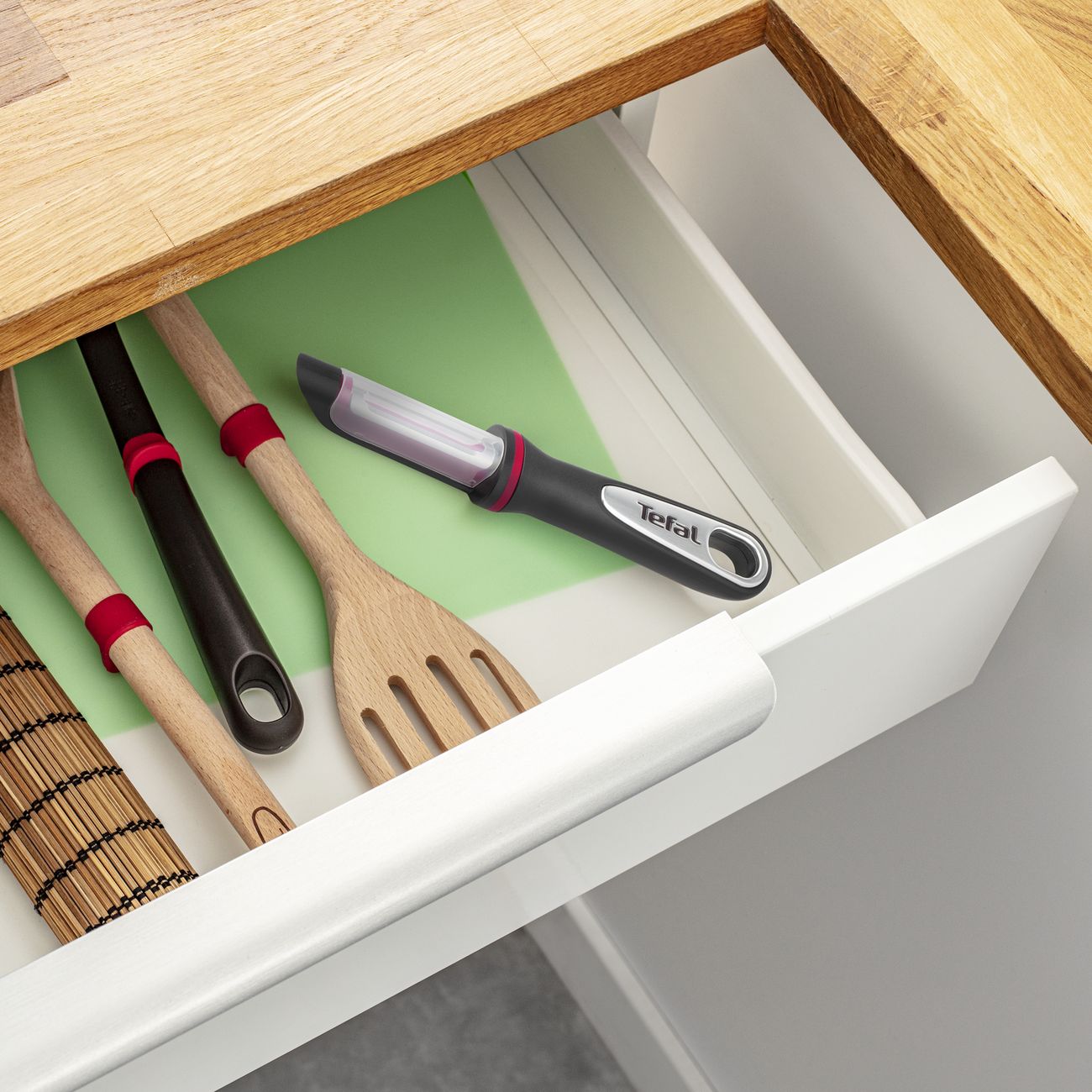 Нож для чистки овощей и фруктов Tefal Ingenio K2071014