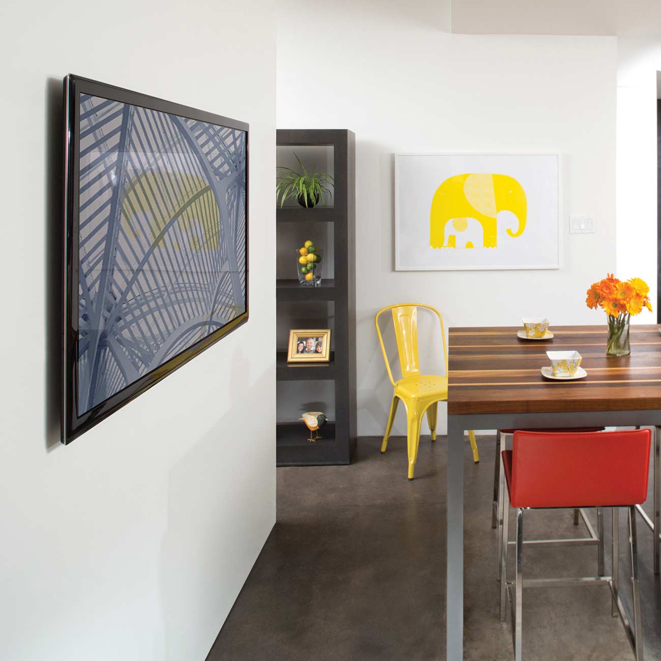 Кронштейн для ТВ фиксированный Omnimount Elite OE200F